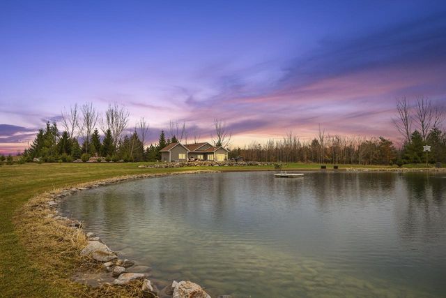 W985 Fur Farm ROAD, New Holstein, WI 53061