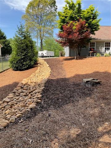 5403 Stone Trace, Gainesville, GA 30504