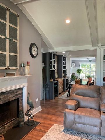 5403 Stone Trace, Gainesville, GA 30504