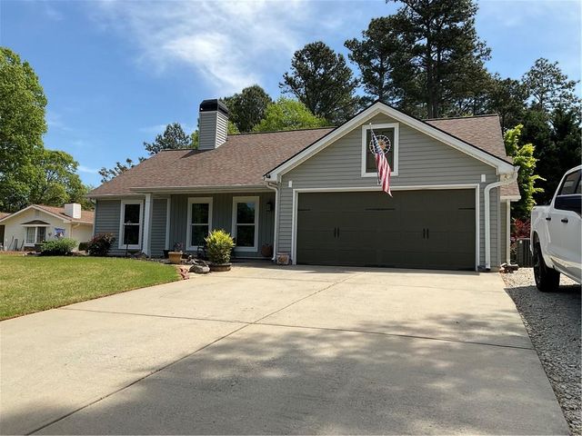 5403 Stone Trace, Gainesville, GA 30504