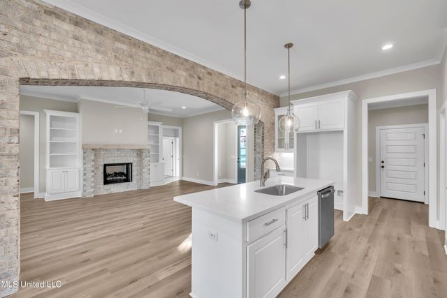 804 Trawler Circle, Brandon, MS 39047