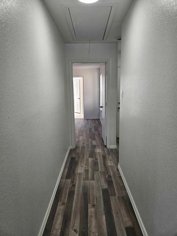 201 W Louella Drive, Hurst, TX 76054