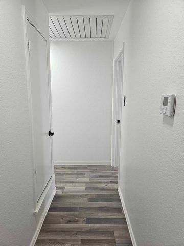 201 W Louella Drive, Hurst, TX 76054