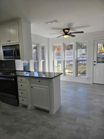 201 W Louella Drive, Hurst, TX 76054