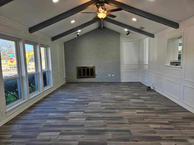 201 W Louella Drive, Hurst, TX 76054