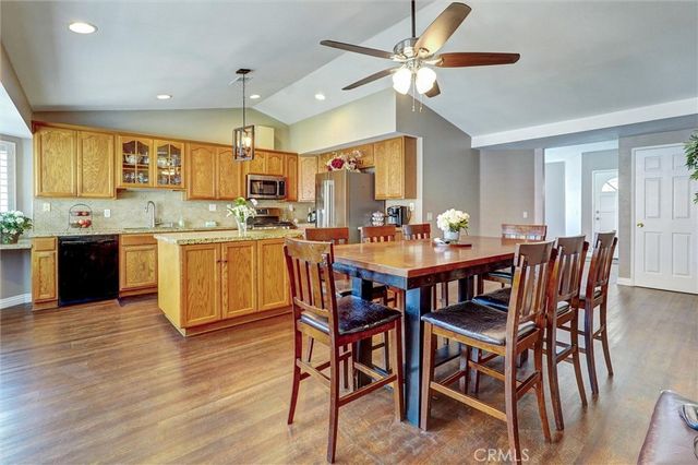 27964 Beacon, Castaic, CA 91384