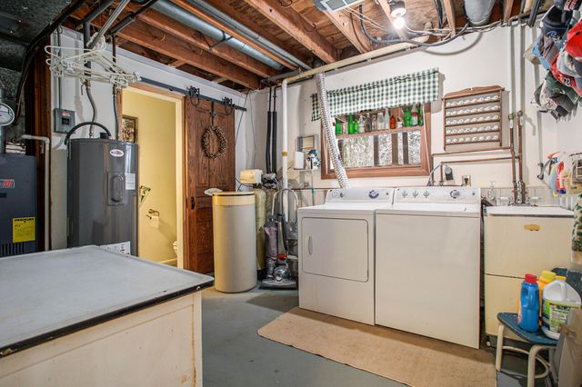 8295 D Drive S, Newton Twp, MI 49033