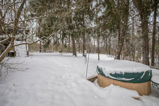 8295 D Drive S, Newton Twp, MI 49033