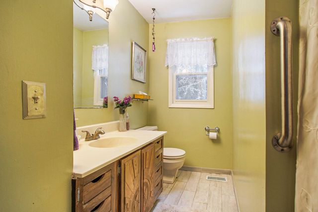 8295 D Drive S, Newton Twp, MI 49033