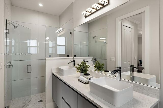 4282 2ND AVE SE, Naples, FL 34117