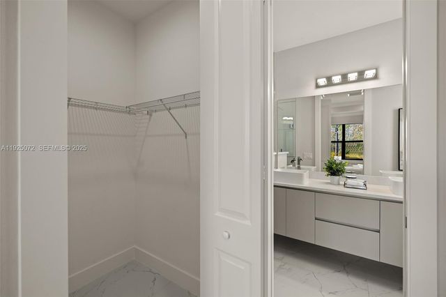 4282 2ND AVE SE, Naples, FL 34117