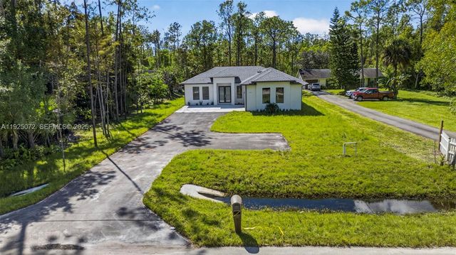 4282 2ND AVE SE, Naples, FL 34117