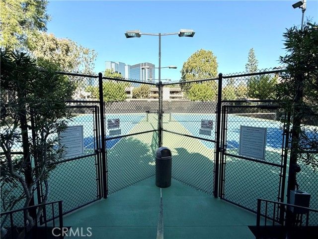 5720 Owensmouth 152, Woodland Hills (los Angeles), CA 91367