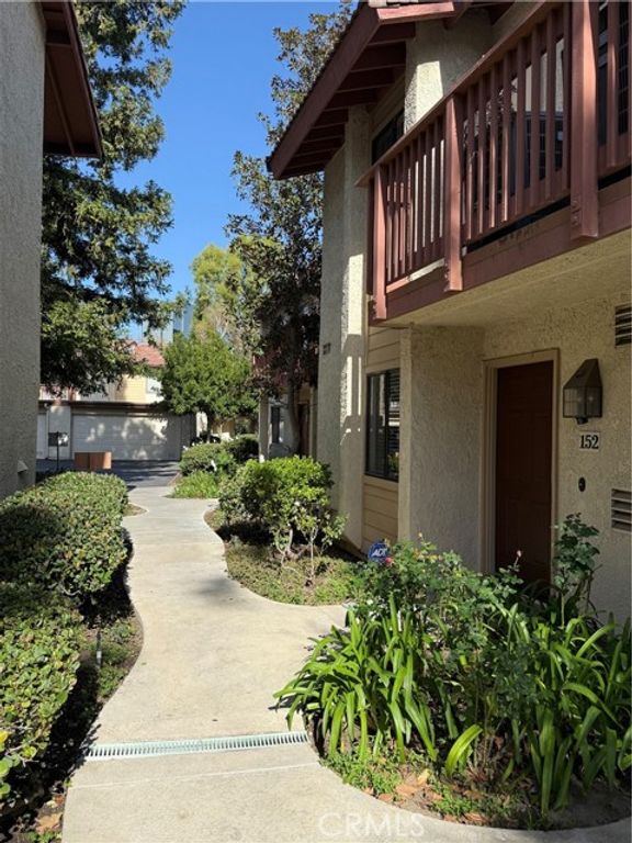 5720 Owensmouth 152, Woodland Hills (los Angeles), CA 91367
