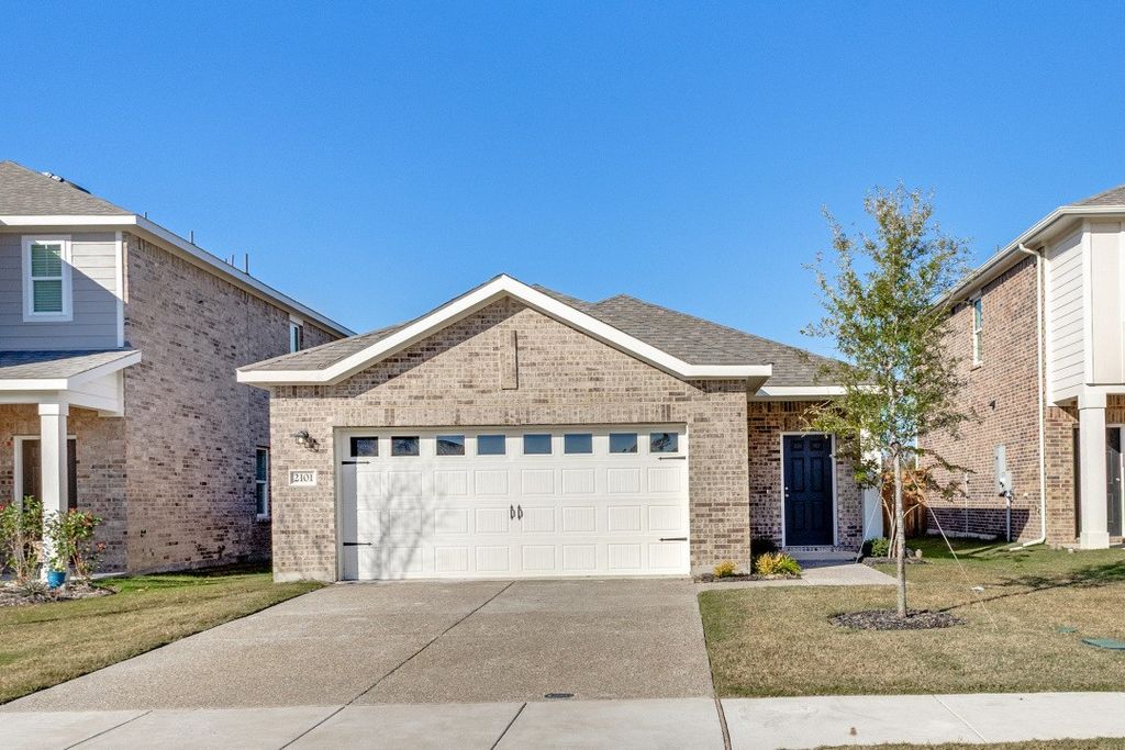 2101 BURNWOOD Street, Princeton, TX 75407