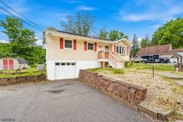 194 Decker Pond Rd, Green Twp., NJ 07821