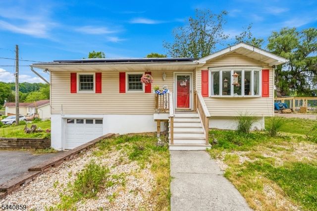 194 Decker Pond Rd, Green Twp., NJ 07821
