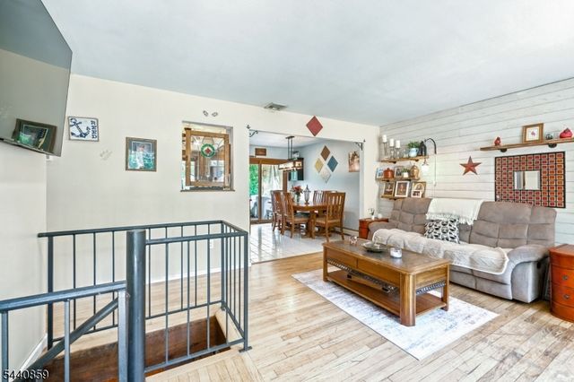 194 Decker Pond Rd, Green Twp., NJ 07821