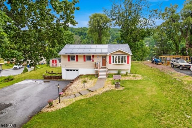 194 Decker Pond Rd, Green Twp., NJ 07821