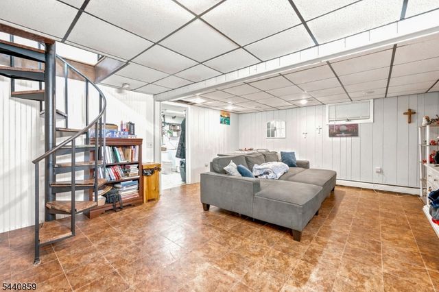 194 Decker Pond Rd, Green Twp., NJ 07821