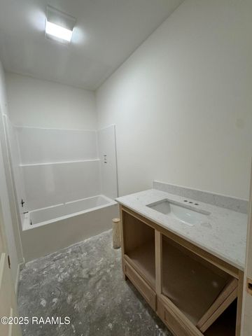 203 Deerfield Loop, Duson, LA 70529