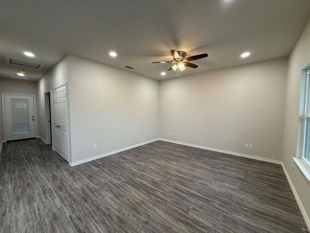 700 Walnut Street, Longview, TX 75601