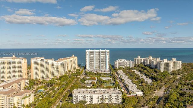 210 Sea View Drive 207, Key Biscayne, FL 33149