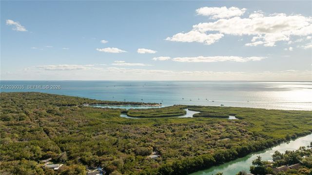 210 Sea View Drive 207, Key Biscayne, FL 33149