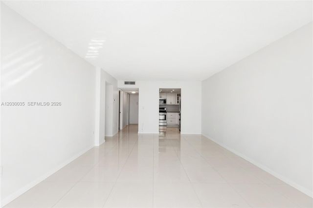 210 Sea View Drive 207, Key Biscayne, FL 33149