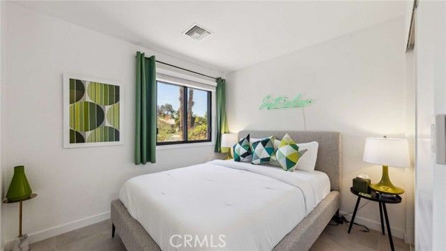 2004 Nicola, Palm Springs, CA 92262