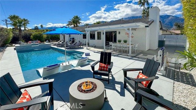 2004 Nicola, Palm Springs, CA 92262