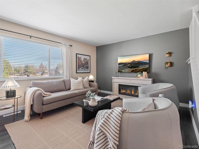 1019 S Alkire Street, Lakewood, CO 80228