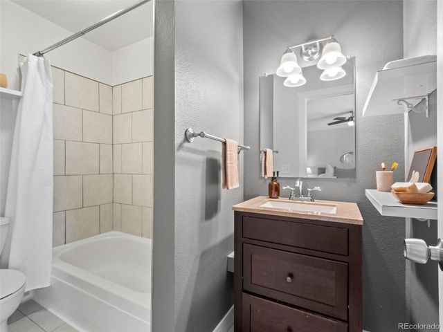 1019 S Alkire Street, Lakewood, CO 80228