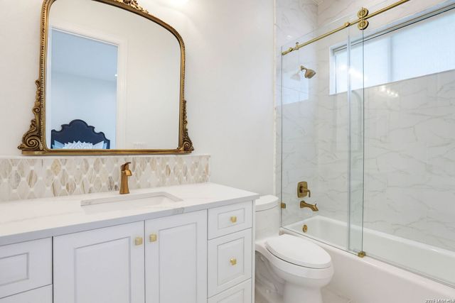 23706 HIGH GDN, San Antonio, TX 78255