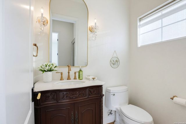 23706 HIGH GDN, San Antonio, TX 78255