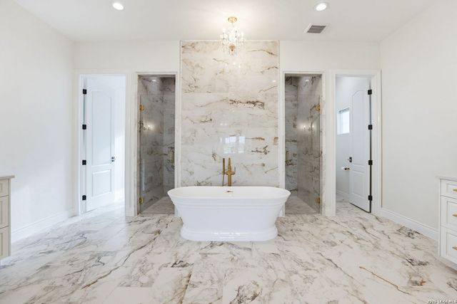 23706 HIGH GDN, San Antonio, TX 78255