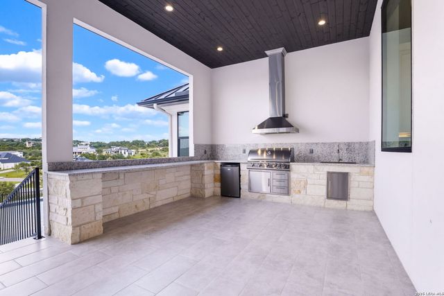 23706 HIGH GDN, San Antonio, TX 78255