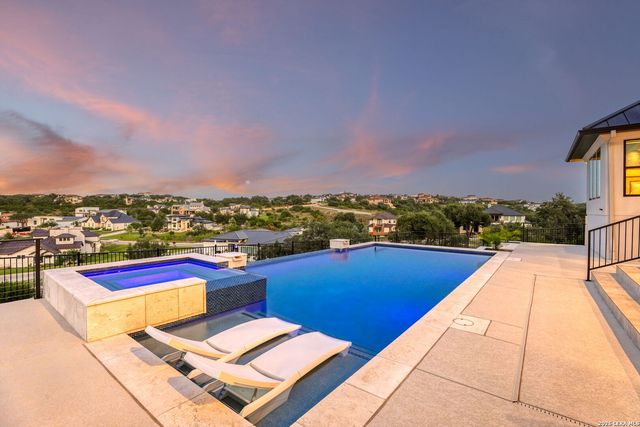 23706 HIGH GDN, San Antonio, TX 78255