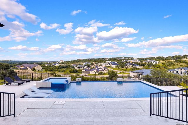 23706 HIGH GDN, San Antonio, TX 78255