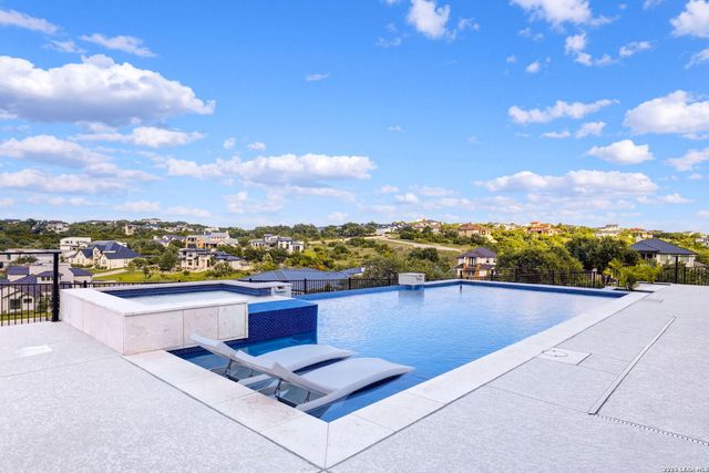 23706 HIGH GDN, San Antonio, TX 78255