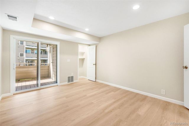 12043 W Cross Drive 204, Littleton, CO 80127