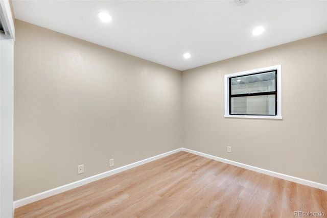 12043 W Cross Drive 204, Littleton, CO 80127