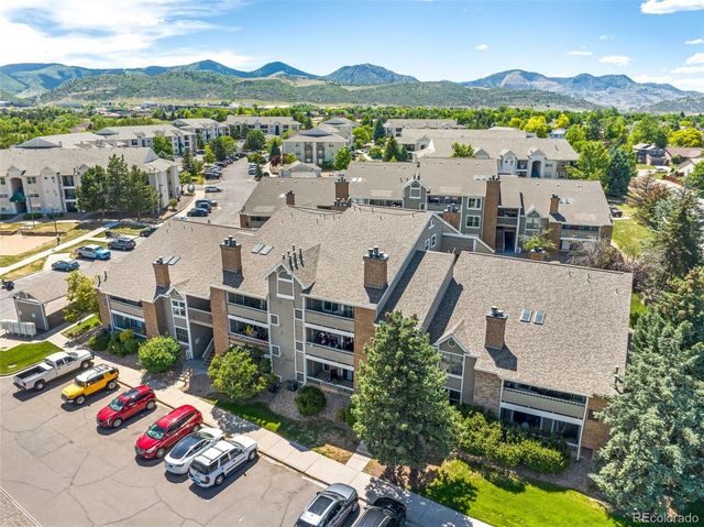 12043 W Cross Drive 204, Littleton, CO 80127