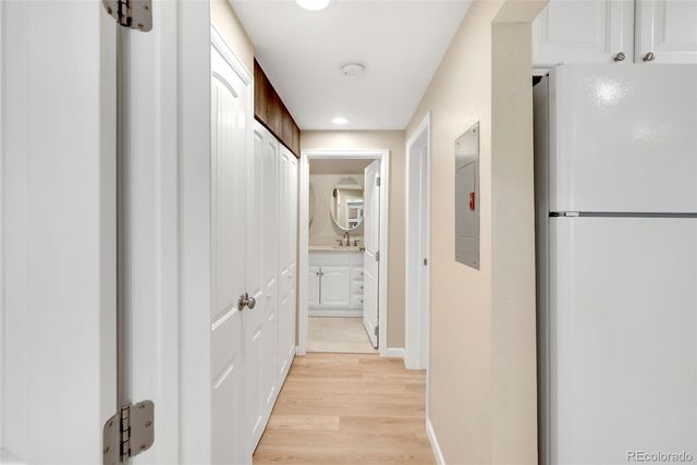 12043 W Cross Drive 204, Littleton, CO 80127