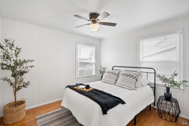 215 Hampshire St, Vallejo, CA 94590