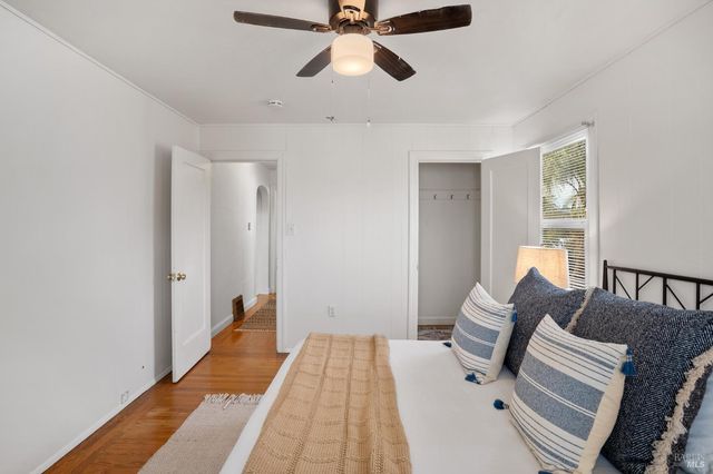 215 Hampshire St, Vallejo, CA 94590