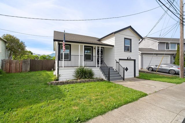 215 Hampshire St, Vallejo, CA 94590