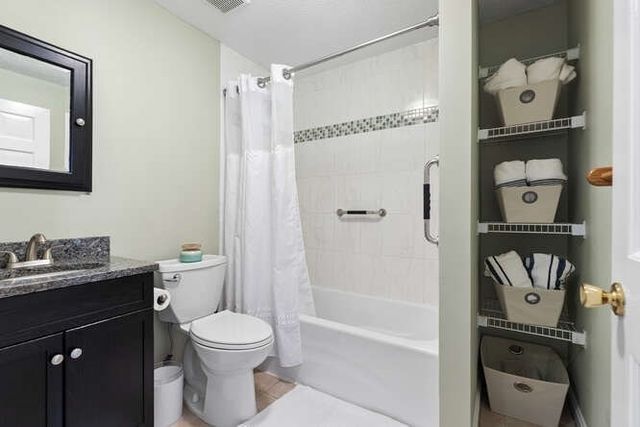 81 Merrimack Meadows Lane 81, Tewksbury, MA 01876