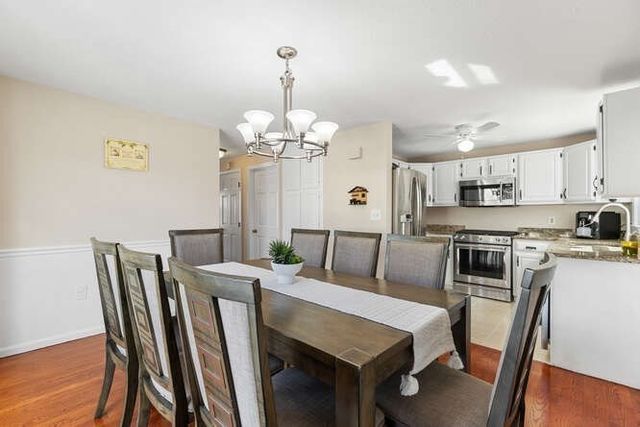 81 Merrimack Meadows Lane 81, Tewksbury, MA 01876