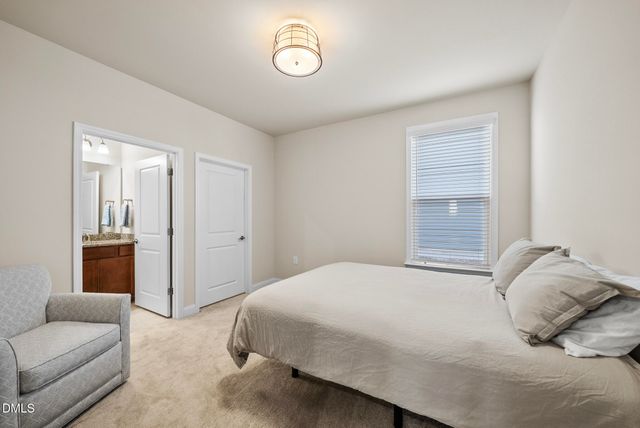 1516 Gatekeeper Lane, Fuquay Varina, NC 27526